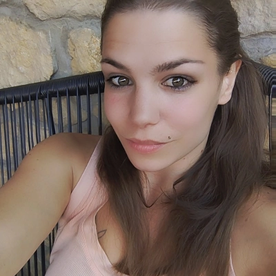 Mona